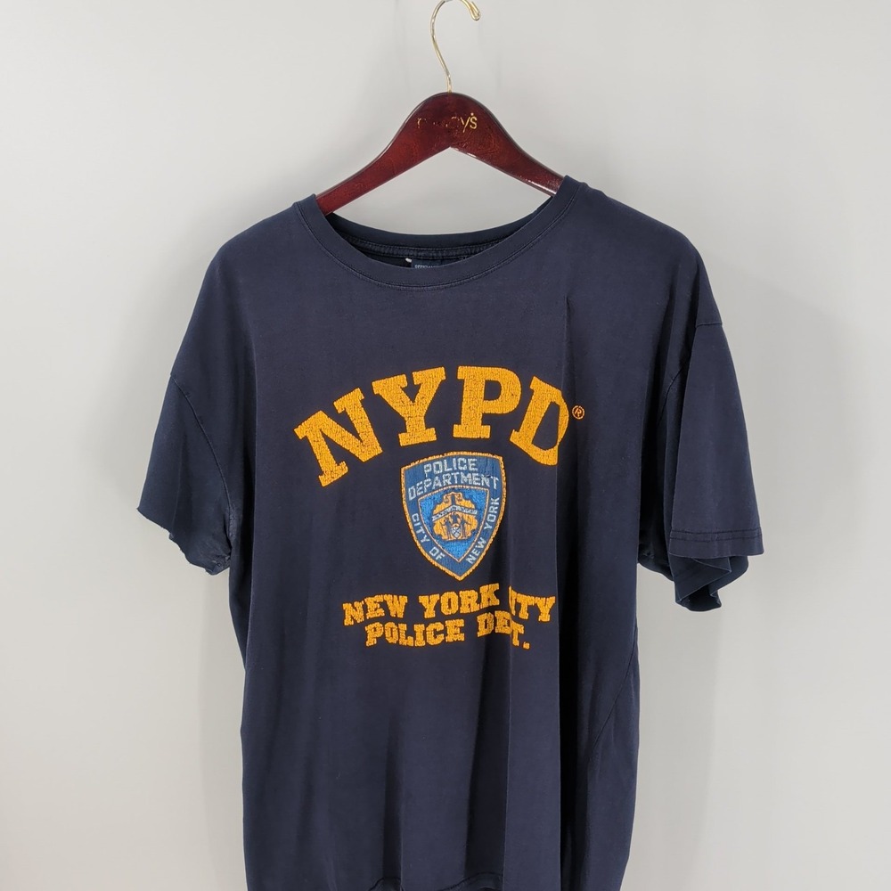 Vintage Thrashed NYPD New York City Police Department T-Shirt Navy Blue Size XL